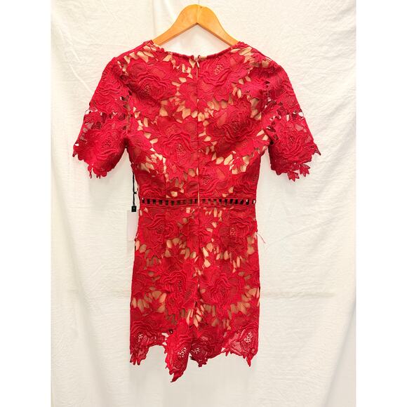 ASTR the Label NEW Short Sleeve V-Neck Lace Romper XS Romantic Spring Summer - Picture 4 of 6